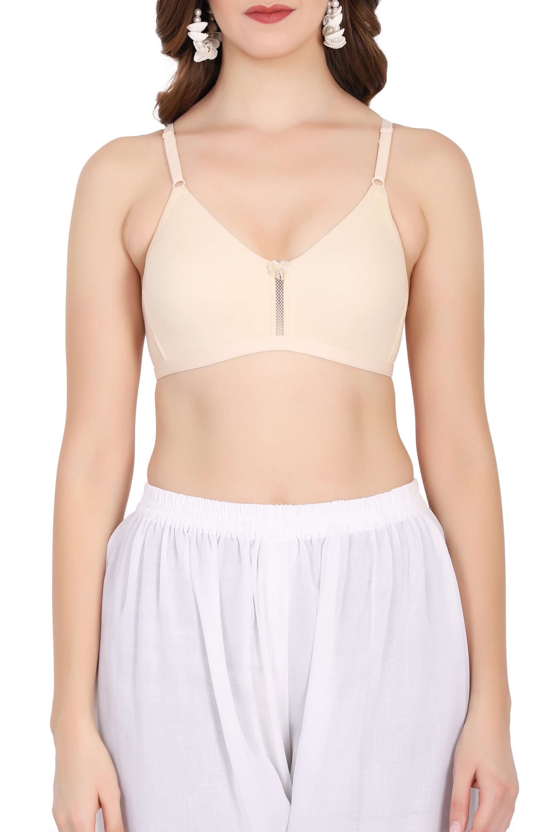 Figure Fit seamless bra with molded cup comfort and everyday bra style – ideal for a relaxed day in 28  C size bra.