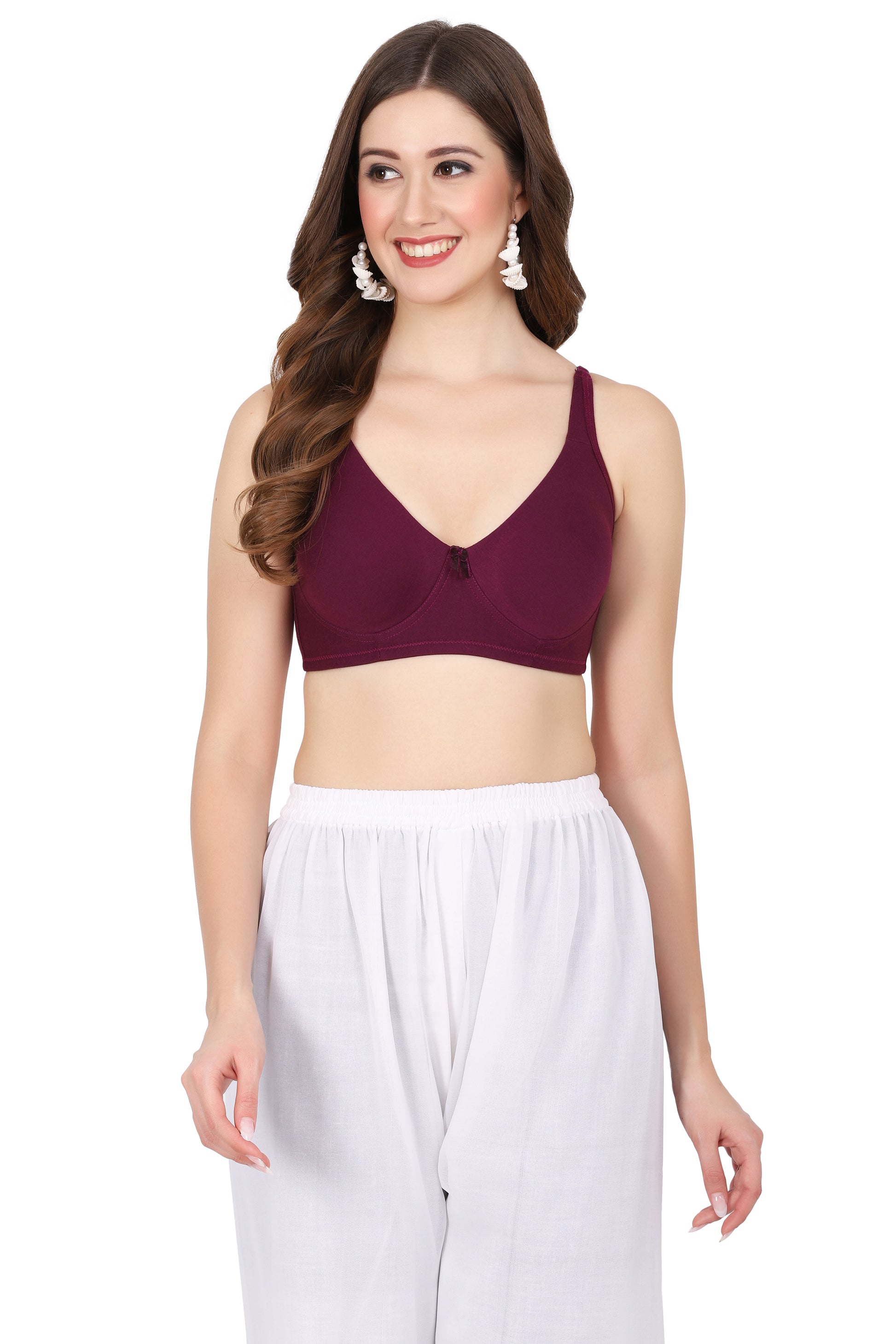 Fig bras online featuring seamless molded cups, a wire-free style, and a lightweight feel. A perfect lingerie choice for a sleek, invisible fit.