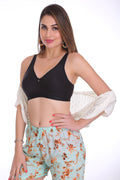 Slip into comfort with this women padded bra – pull-on closure, smooth silhouette, and perfect for 40 size bra wearers.
