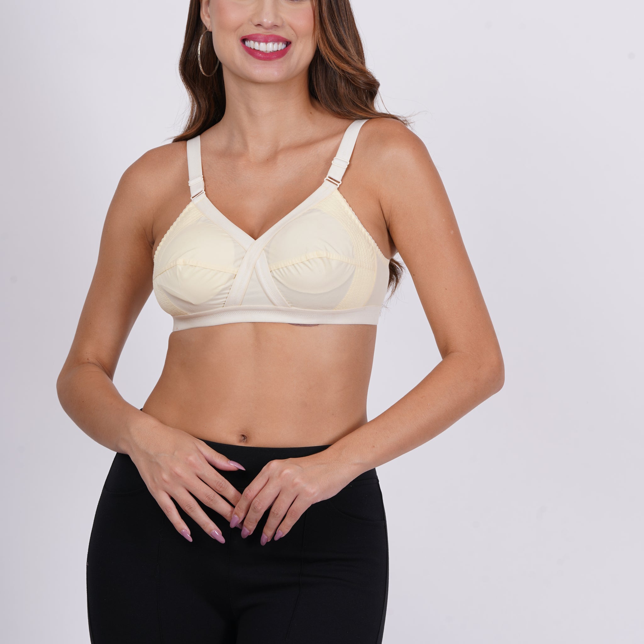 Figure Fit bra with non-padded double layered cups, offering natural shaping and ultimate comfort in a 100% pure cotton fabric.