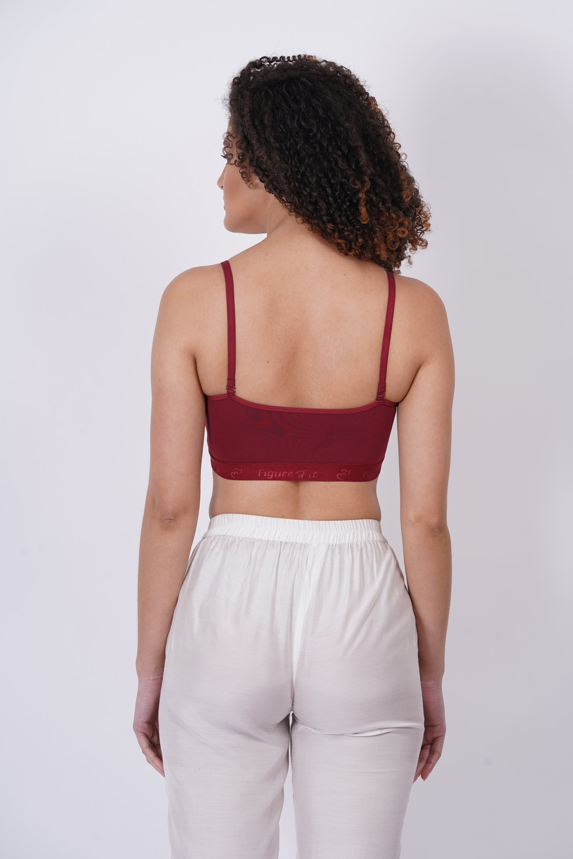 Affordable workout bra for women with adjustable racerback straps, designed for a perfect fit.