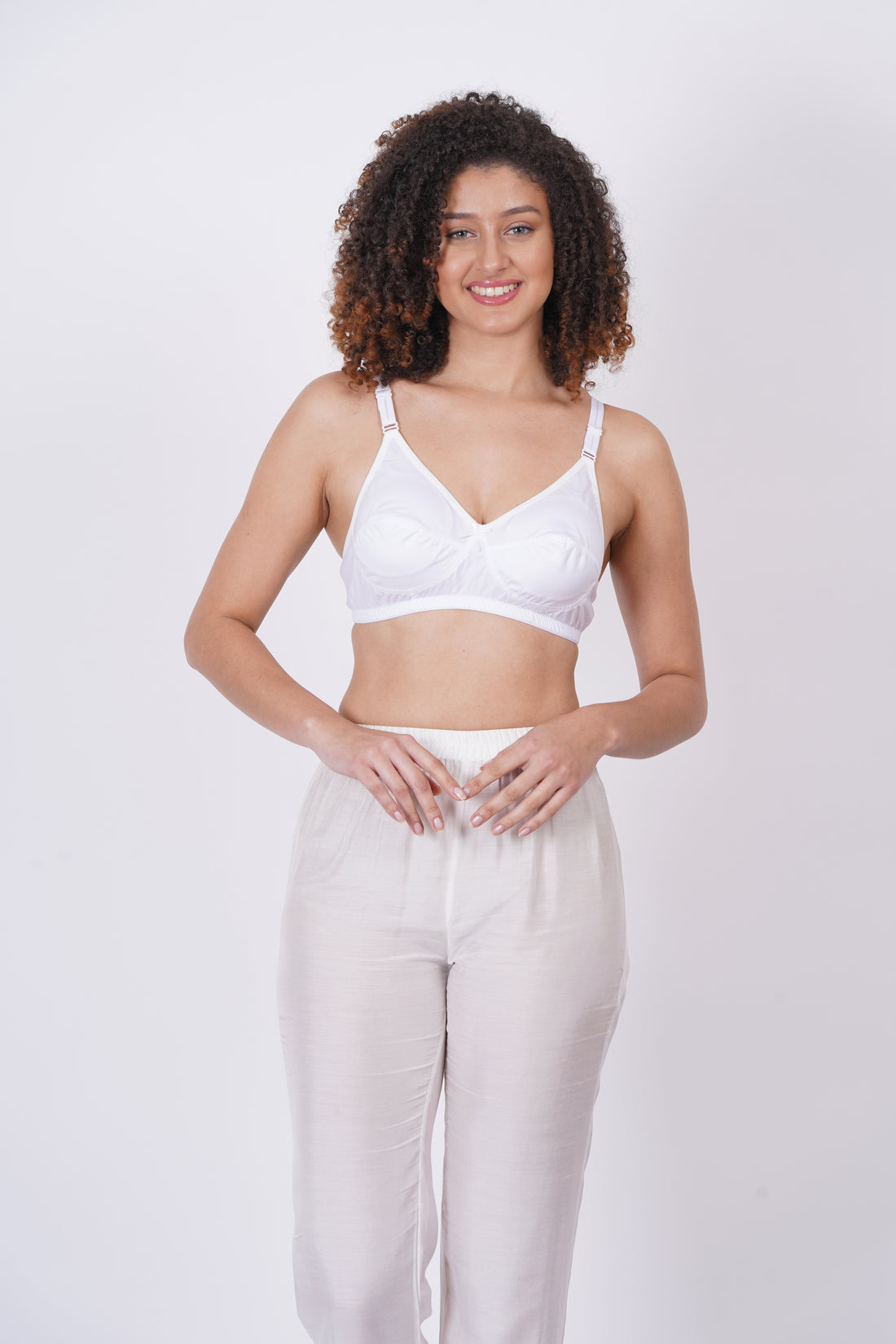 Figure Fit bra crafted in pure cotton fabric, designed as a 28 size bra with back bra closure type for a smooth T-shirt look.


