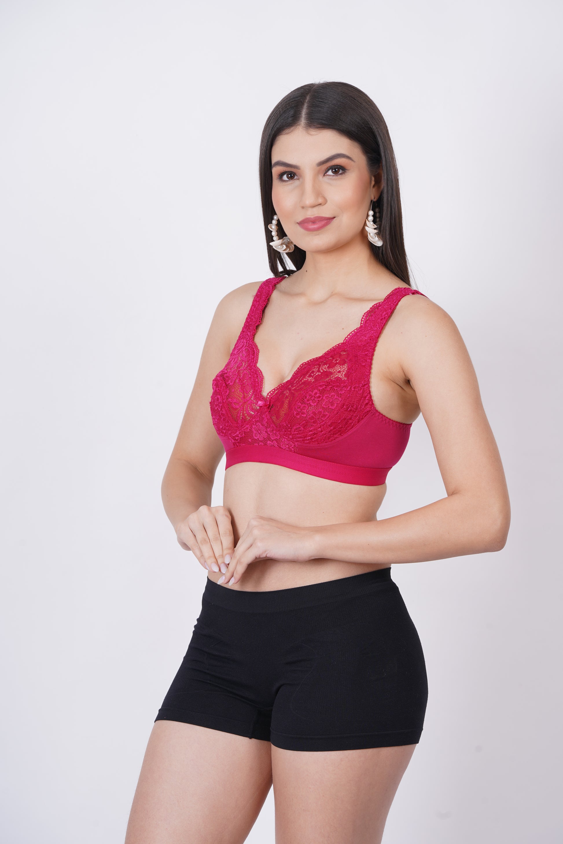 Net lace bra in nylon fabric – sexy yet supportive choice for special moments.