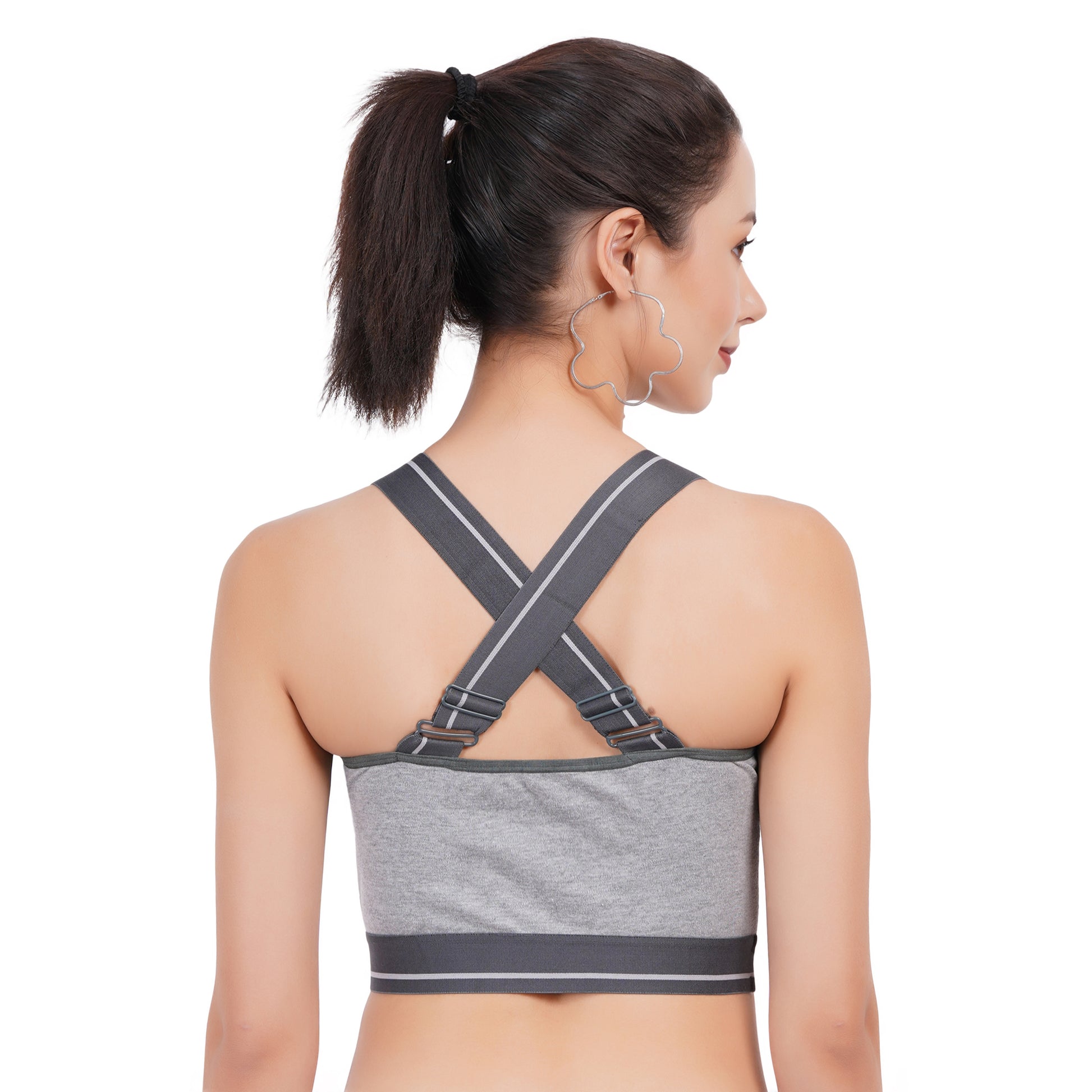 Buy sports bra online featuring a seamless training design, racerback adjustable straps.