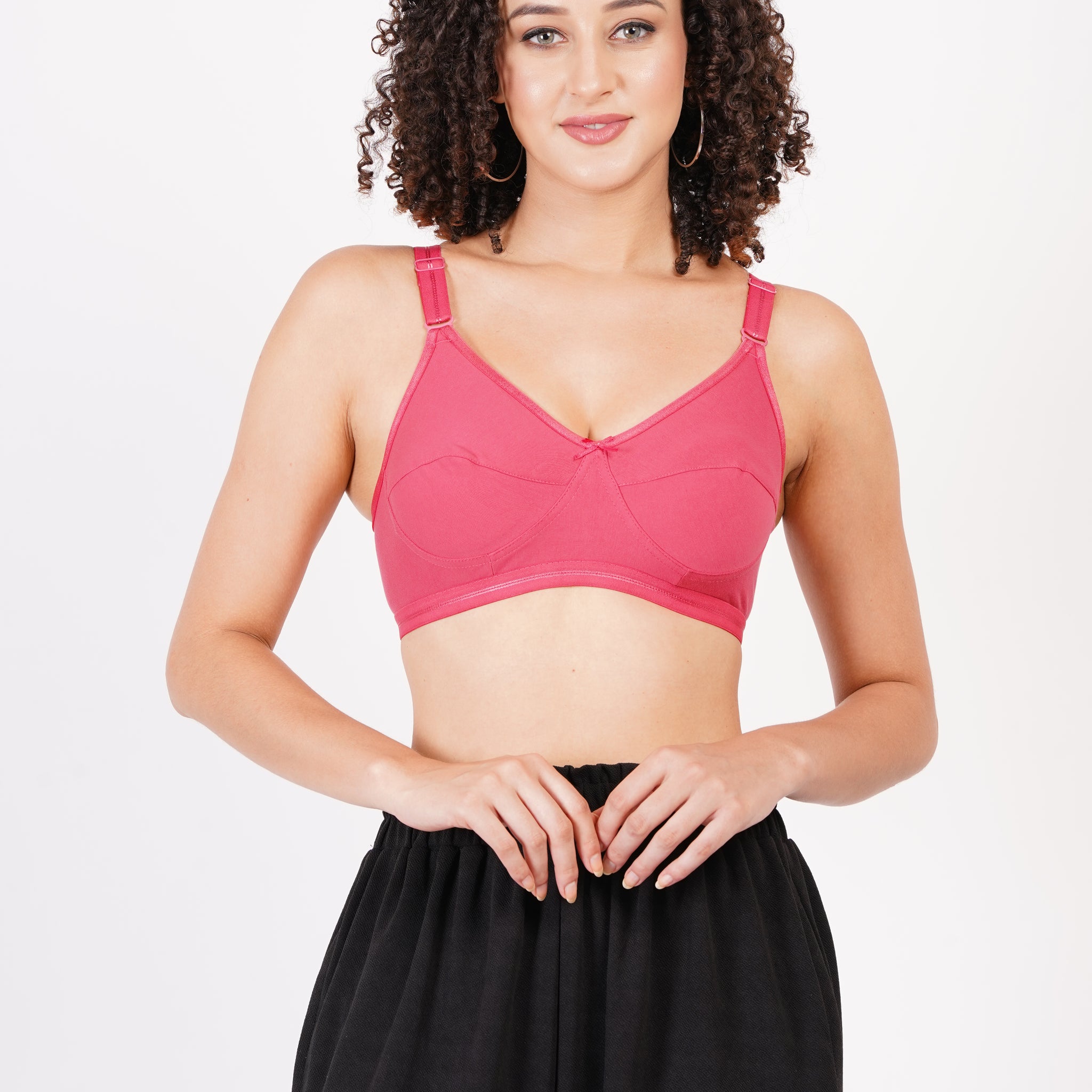 Body fit bra with soft hosiery fabric, providing a smooth and seamless fit.
