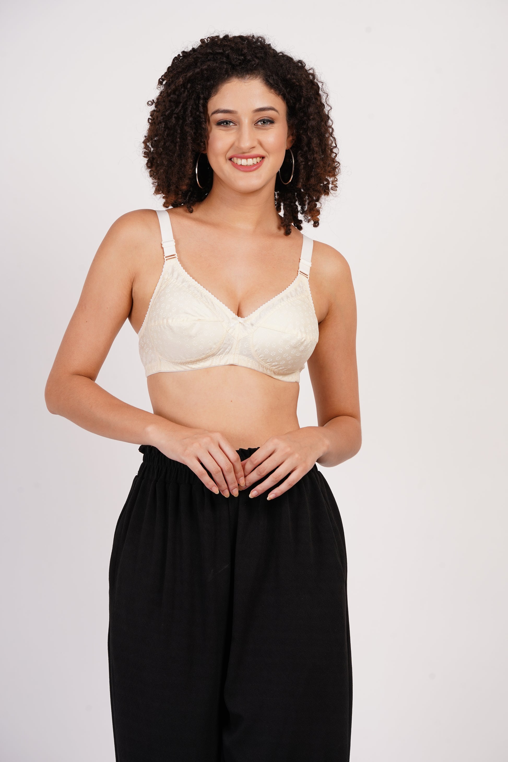 A wireless bra style with minimal bra coverage, crafted for a soft, irritation-free experience.