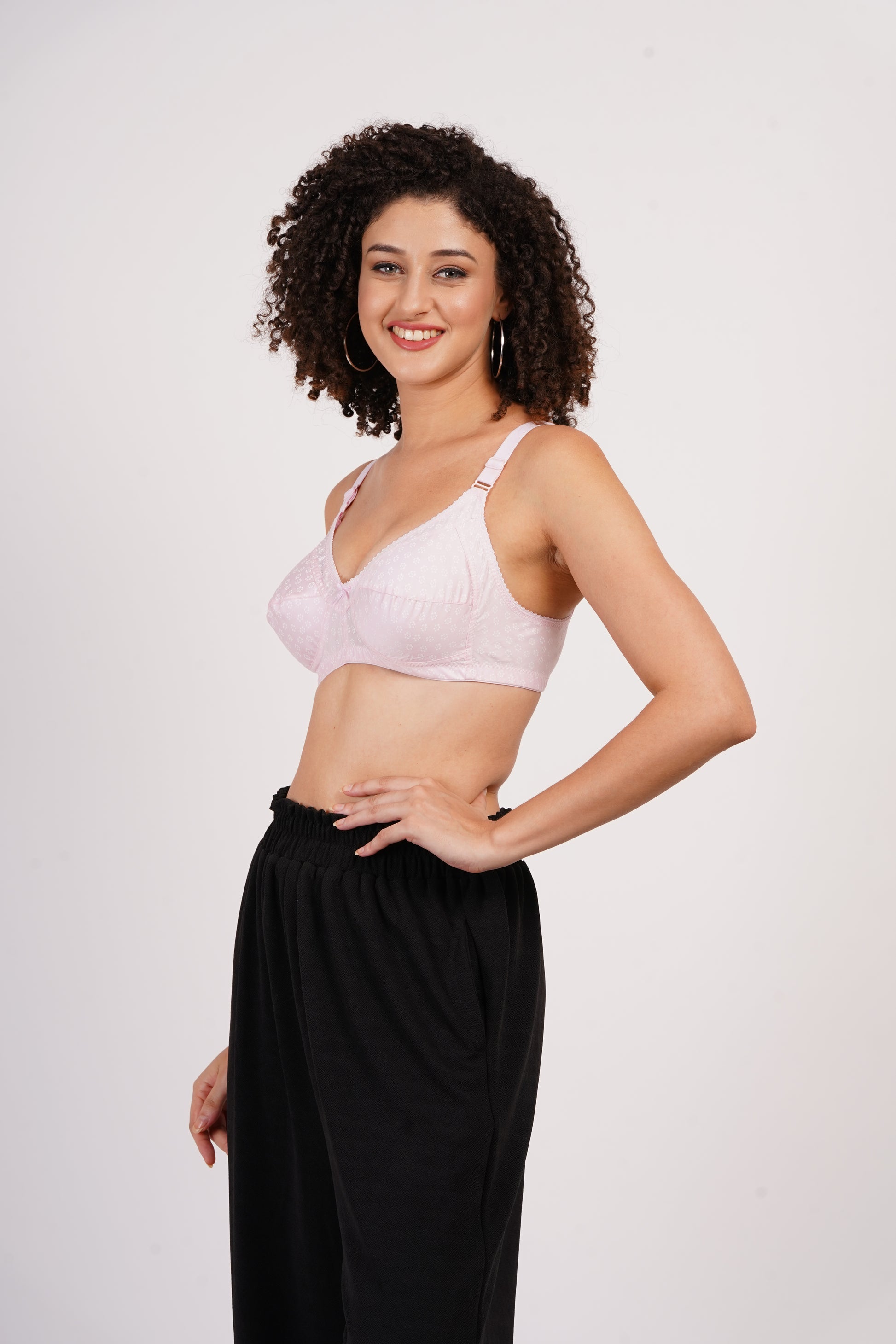 Shop seamless bra that  provides a smooth fit with adjustable straps and a snug fit for reliable support.