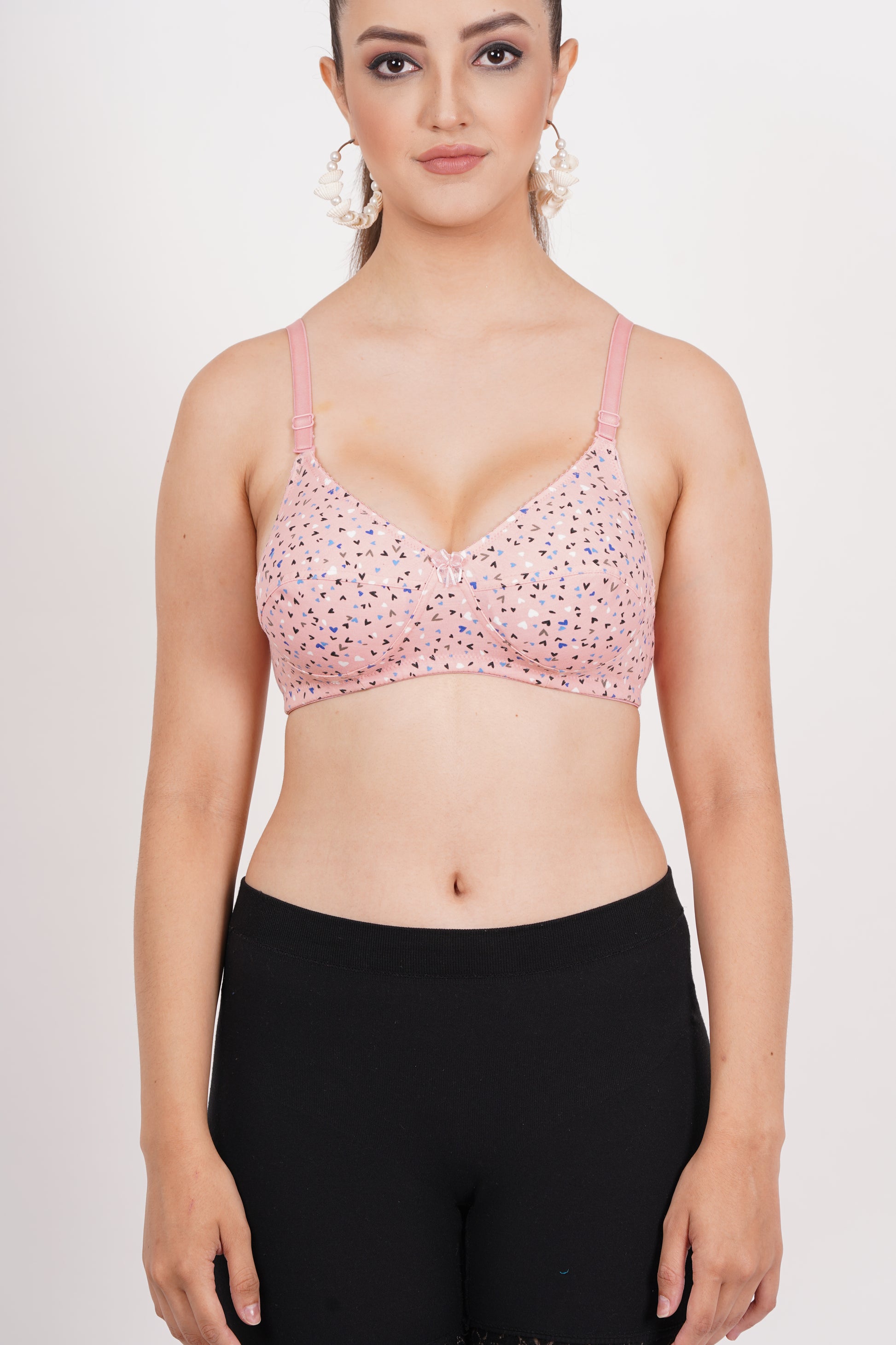 Printed bra for women offering natural fit and back bra closure – affordable and trendy bra for women under Rs 200.
