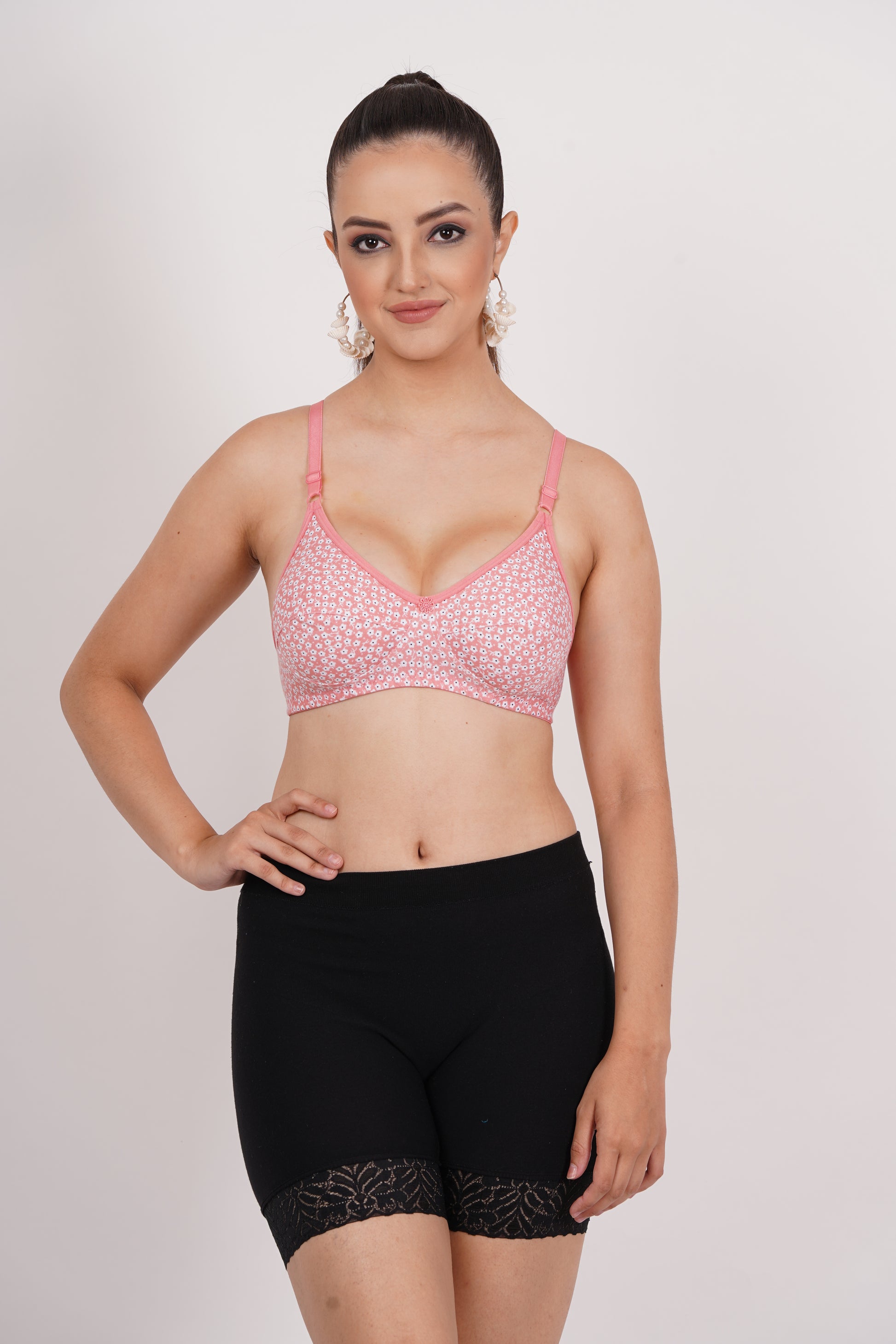 Figure Fit lingerie with comfort style, natural fir, and breathable cotton fabric – best 32 size bra for women under Rs 200.


