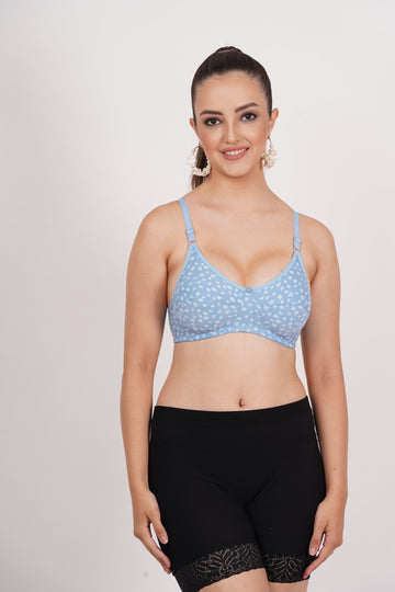 Demi bra coverage with a seamless bra design and printed bra offers secure fit that flatters your figure. 