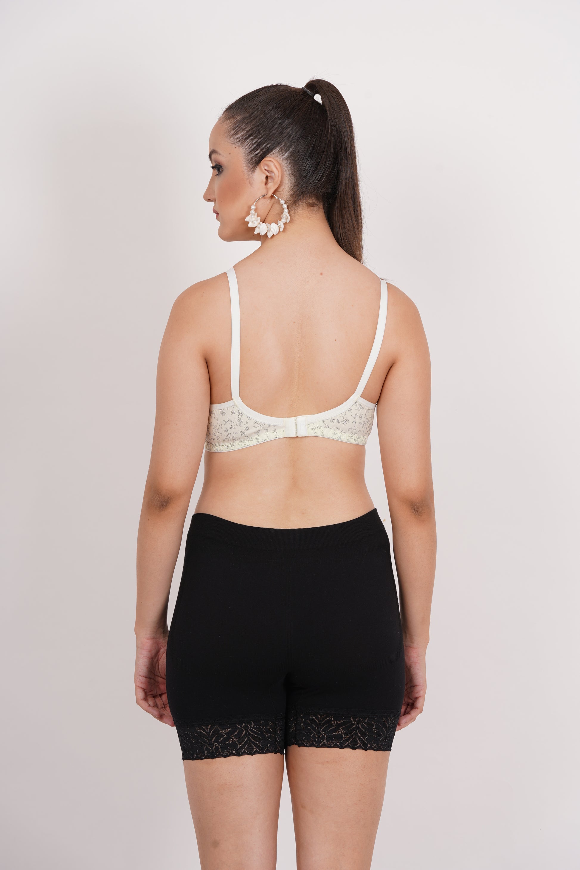 Stylish 32 size bra for women featuring demi bra coverage and natural fir – everyday essential by Figure Fit.