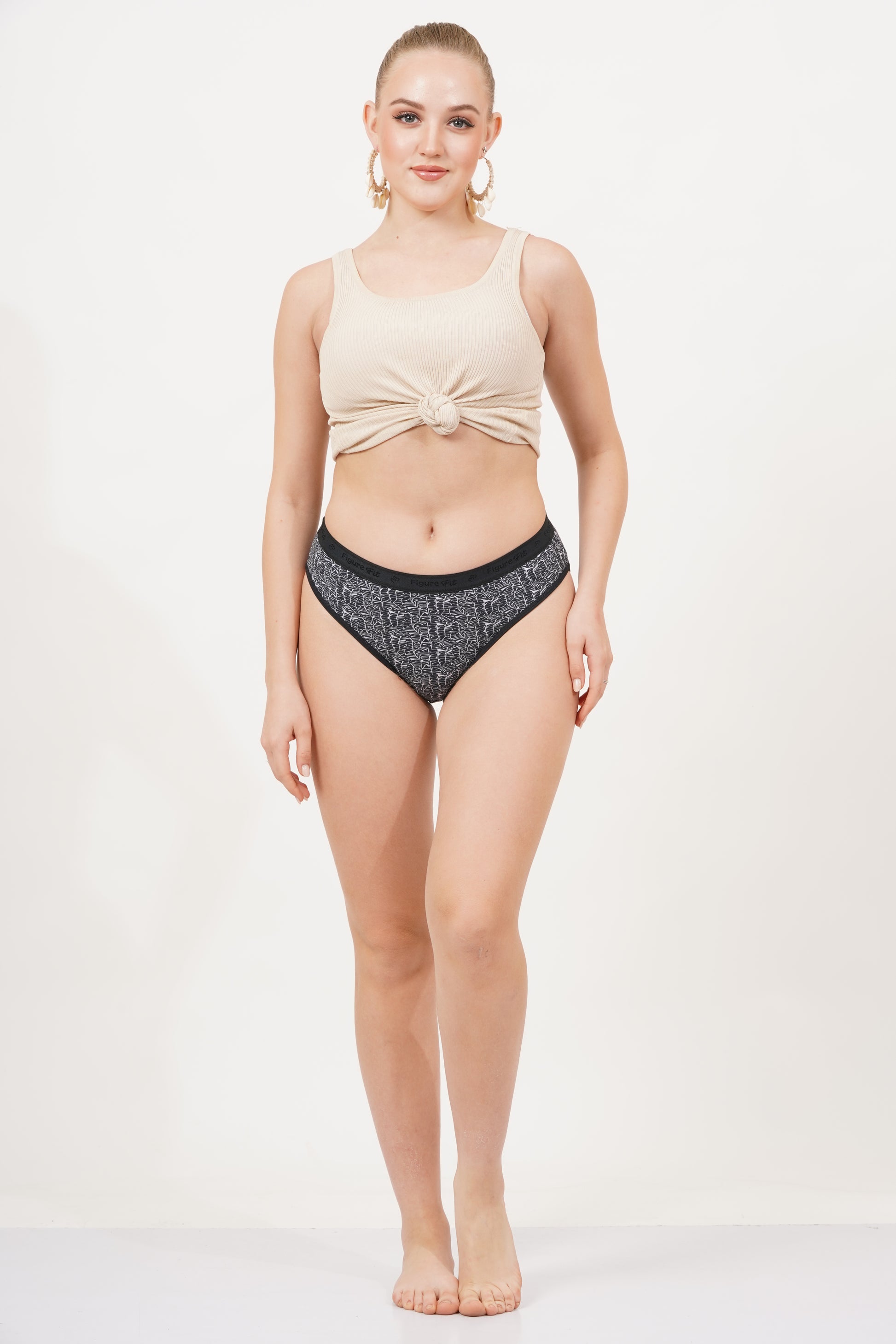 Buy Fig lingerie panty pack of 3 – soft synthetic fabric with a seamless design for all-day comfort.