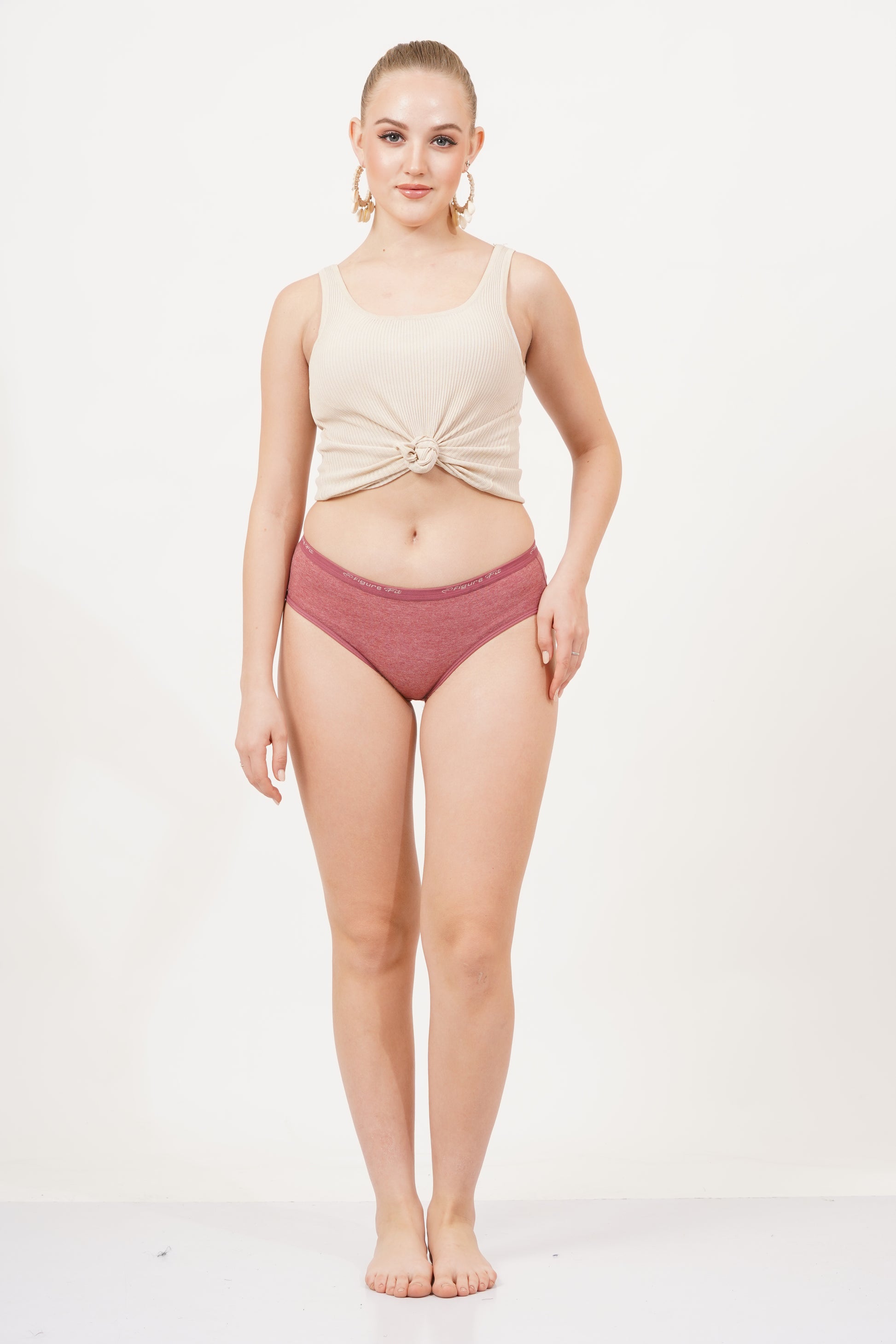 Buy Fig panties for women with a seamless design, ensuring no visible lines under clothing.
