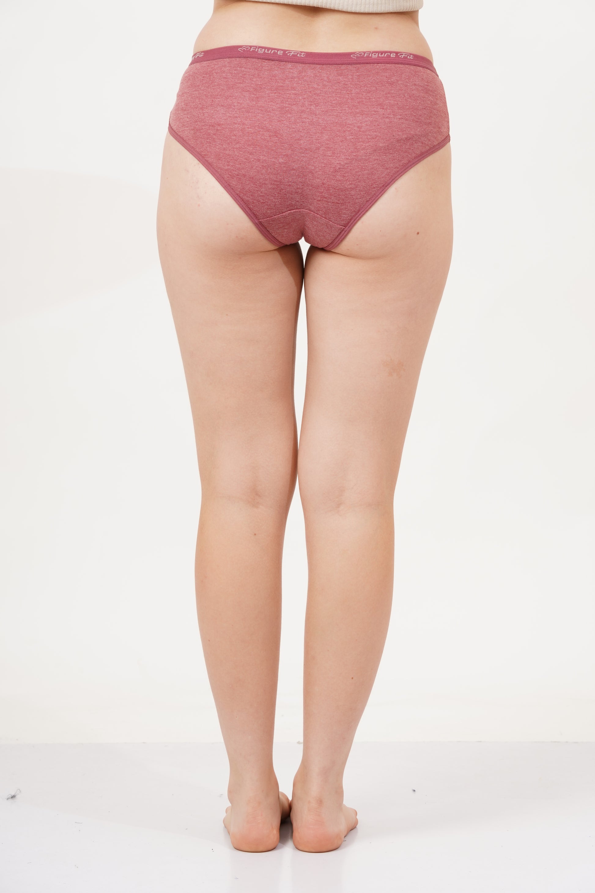 Stylish fit panties with a high waist rise, designed for extra support and breathability.
