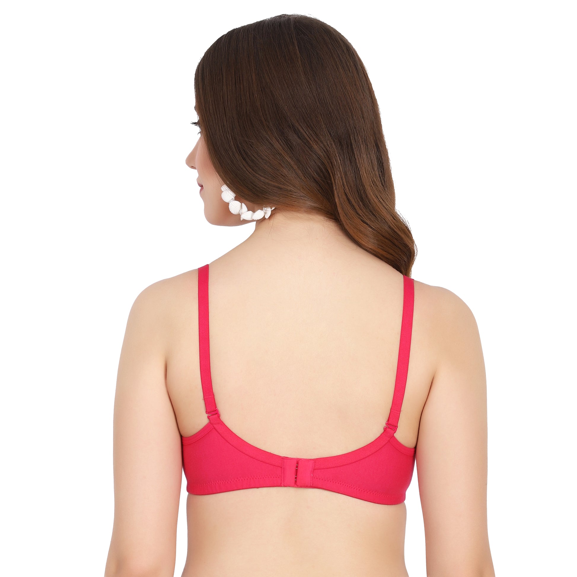 Fig bras online with a seamed bra structure, ensuring a secure fit. A minimal coverage, pull-on bra closure perfect for seamless layering.