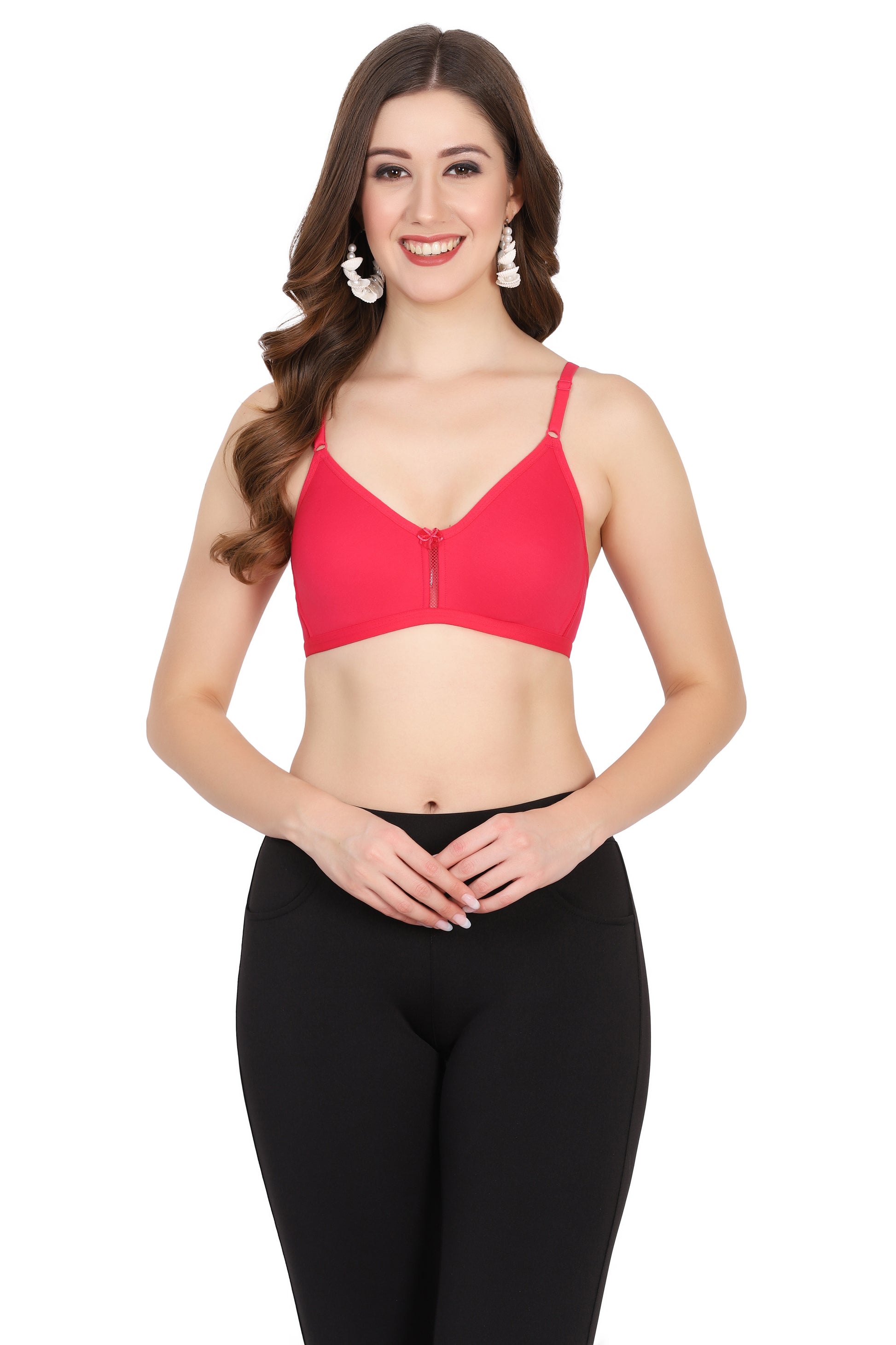 Seamless, stylish, and supportive – this moulded cup bra features a pull-on closure and minimal bra coverage for all-day wear.

