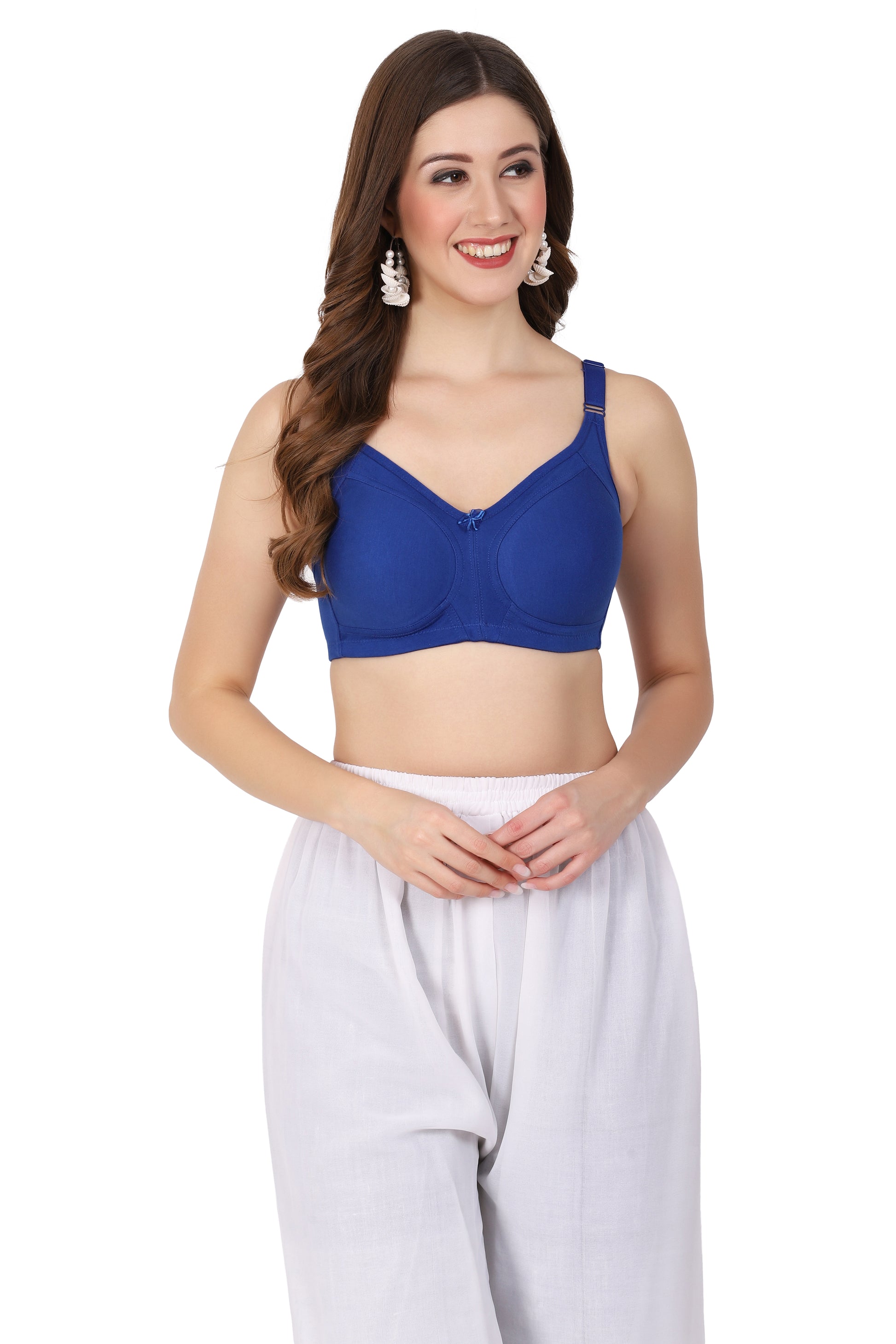Planning a trip? Pack comfort with this seamless Figure Fit lingerie – molded cup bra with pull-on bra-closure and everyday bra style.

