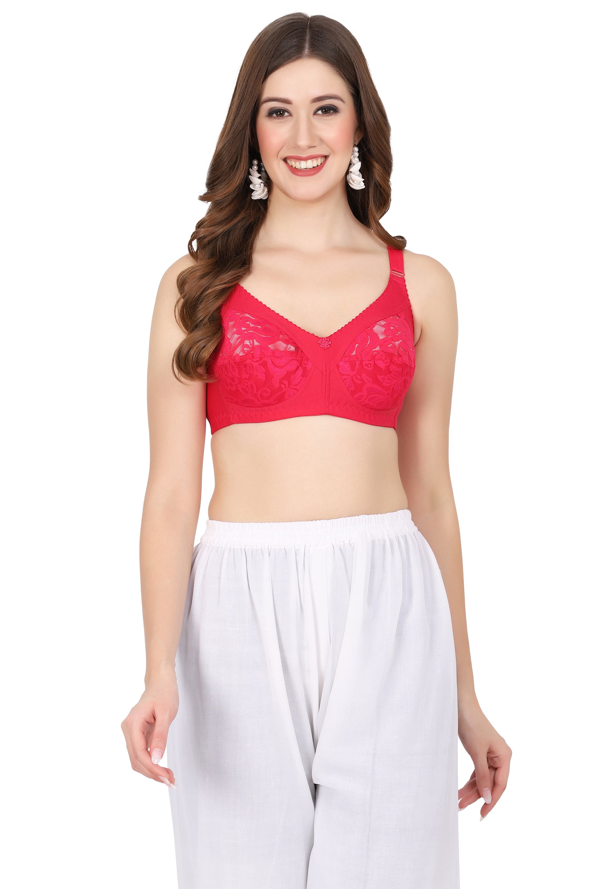 Cup B bra size with delicate net fabric and lace details – a sexy bra under ₹400.