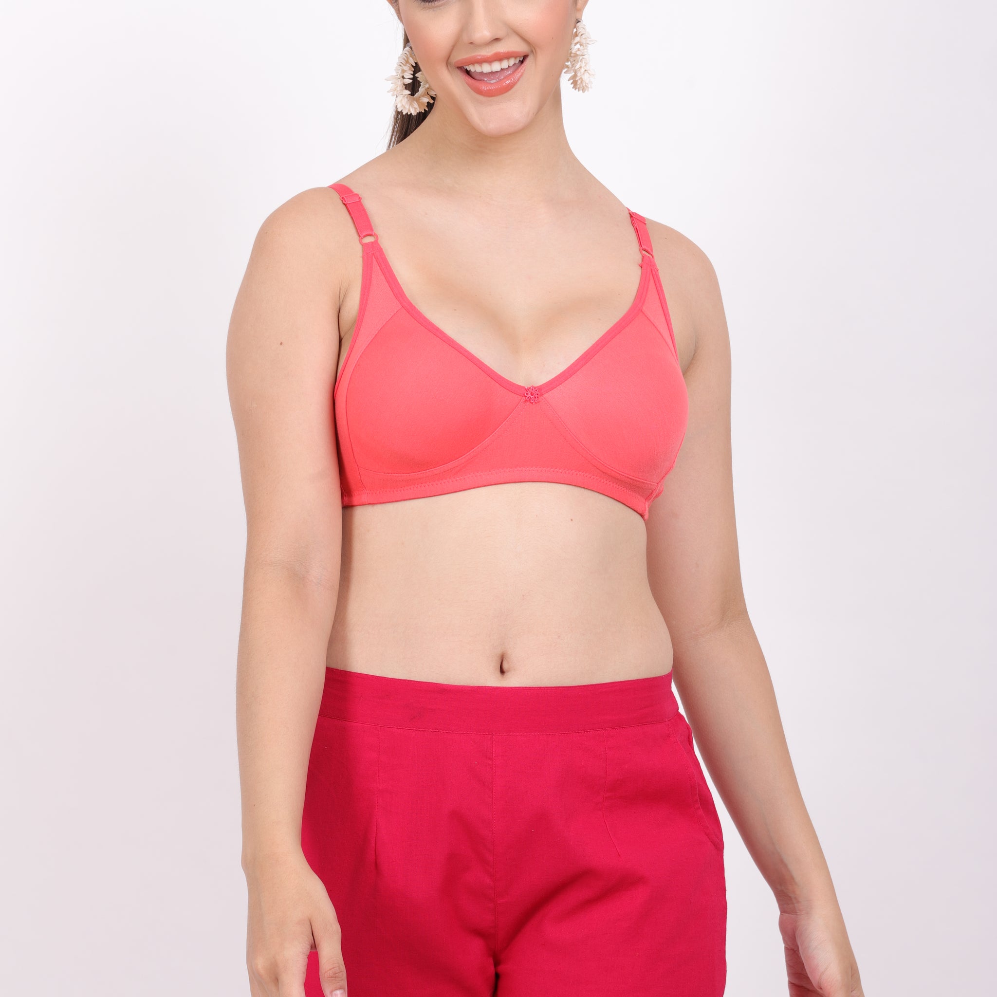Buy Cup B bra size with a pull-on closure, minimal bra coverage, and a seamless bra design for a smooth, invisible fit under any outfit.

