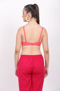 28 size bra with a figure bra design, minimal coverage, and a soft, wireless fit for everyday wear.

