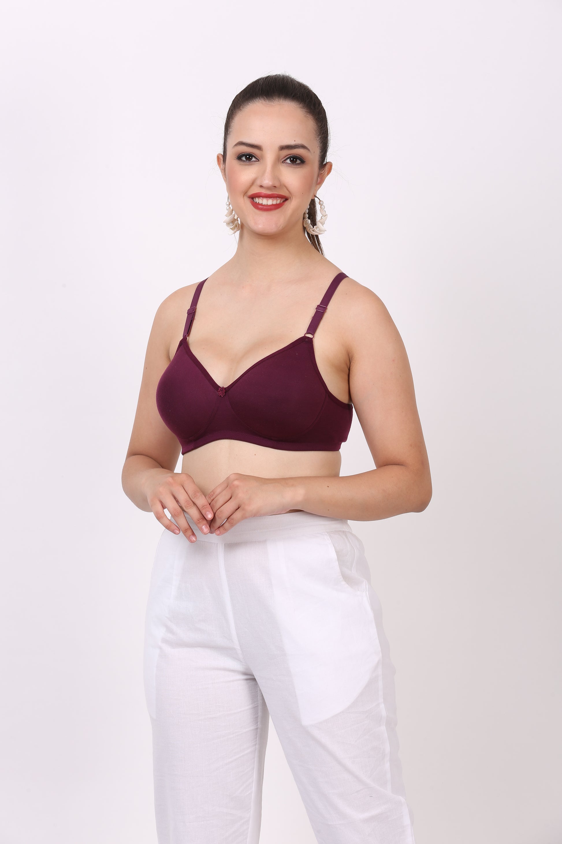 Going for a date? Choose the wine color Figure Fit bra – a women padded bra with demi bra coverage, nylon fabric,  perfect for date. 
