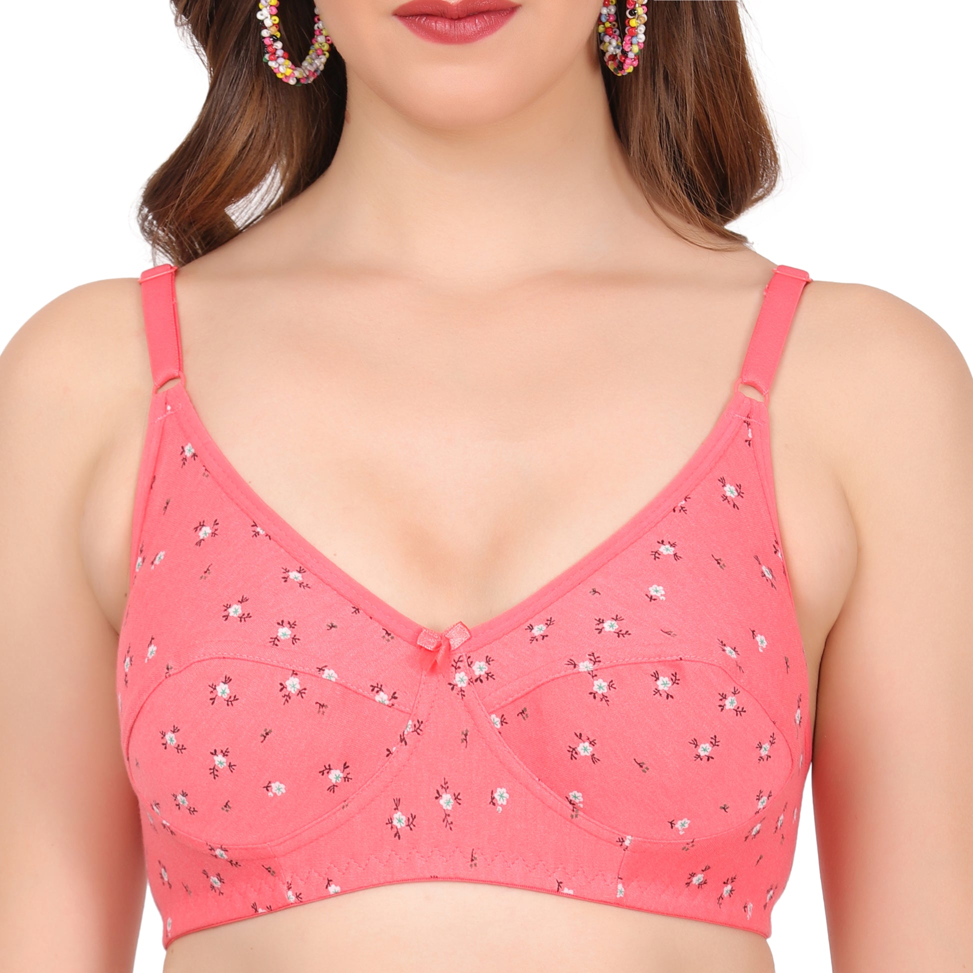 Everyday full coverage bra for women featuring cup B size, figure fit design, and secure back closure type.